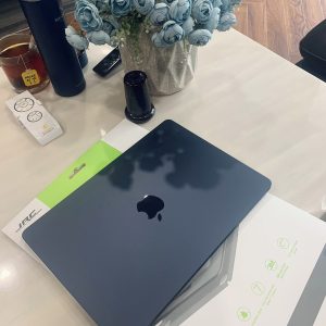 Dịch Vụ Dán MacBook Tận Nơi Tại Hà Nội – Nhanh Chóng, Chuyên Nghiệp, Giá Tốt