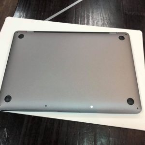 Dịch Vụ Dán MacBook Tận Nơi Tại Hà Nội – Nhanh Chóng, Chuyên Nghiệp, Giá Tốt