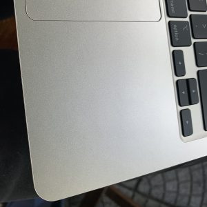 Dịch Vụ Dán MacBook Tận Nơi Tại Hà Nội – Nhanh Chóng, Chuyên Nghiệp, Giá Tốt